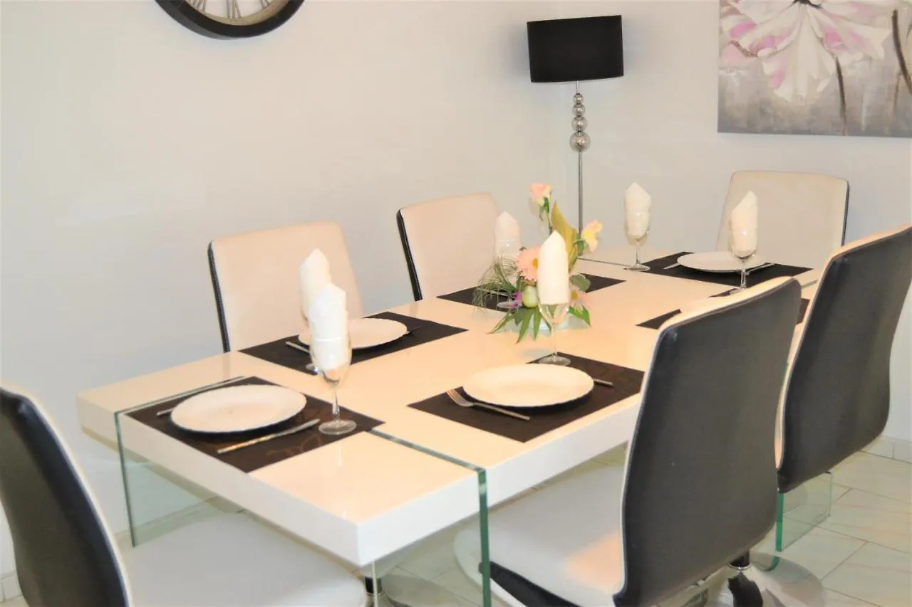 Apartamento Espacoso Com Estacionamento Incluido Portimao Apartment